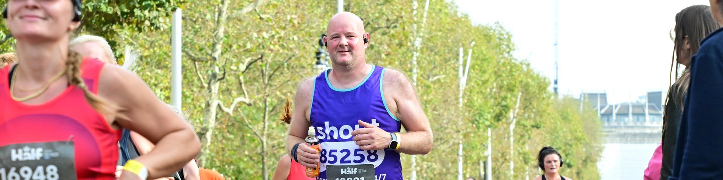 Adrian-Shout-runner-London-Landmarks-Half.jpeg