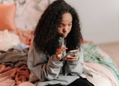 young-girl-texting.jpg